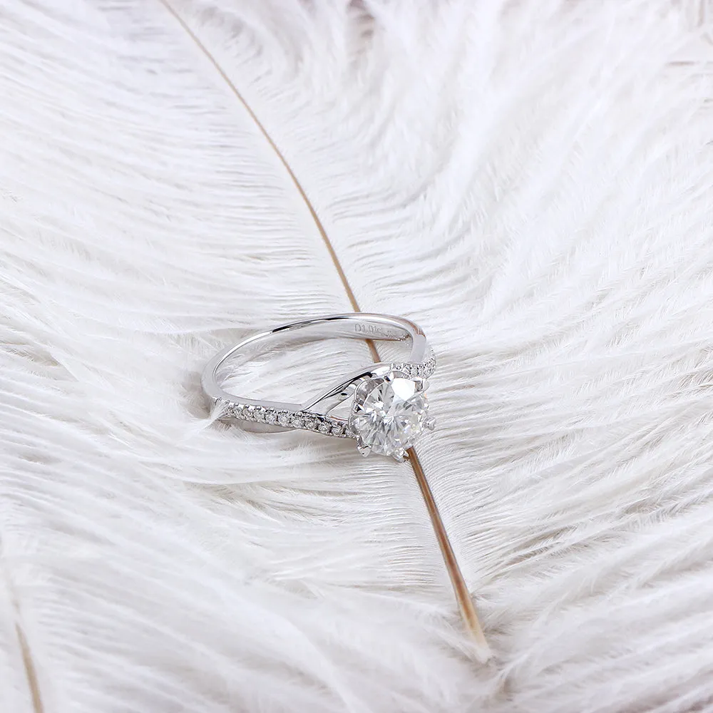 18k White Gold Moissanite Ring 1ct or 0.5ct Center Stone