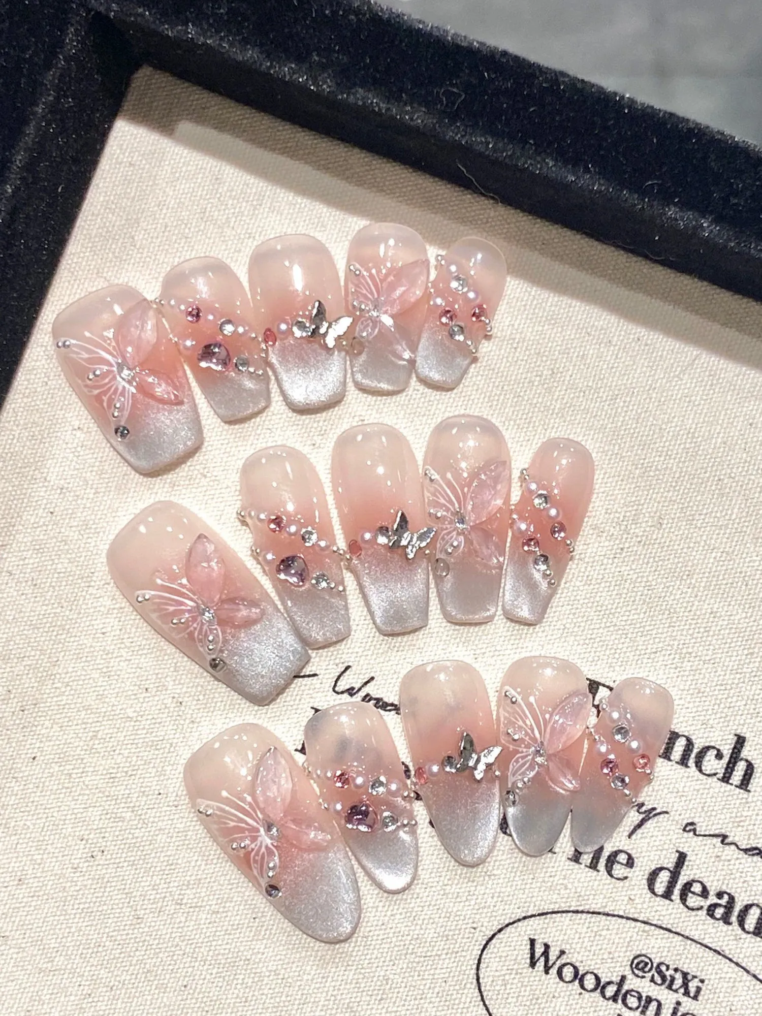 Butterfly-Hand-Painted Diamond Cat-Eye & Glitter Reusable Press-On Nails PN004